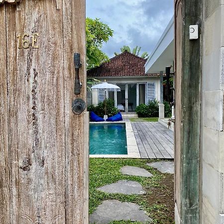 Villa Biru - 500M Batubelig Beach Canggu  Luaran gambar
