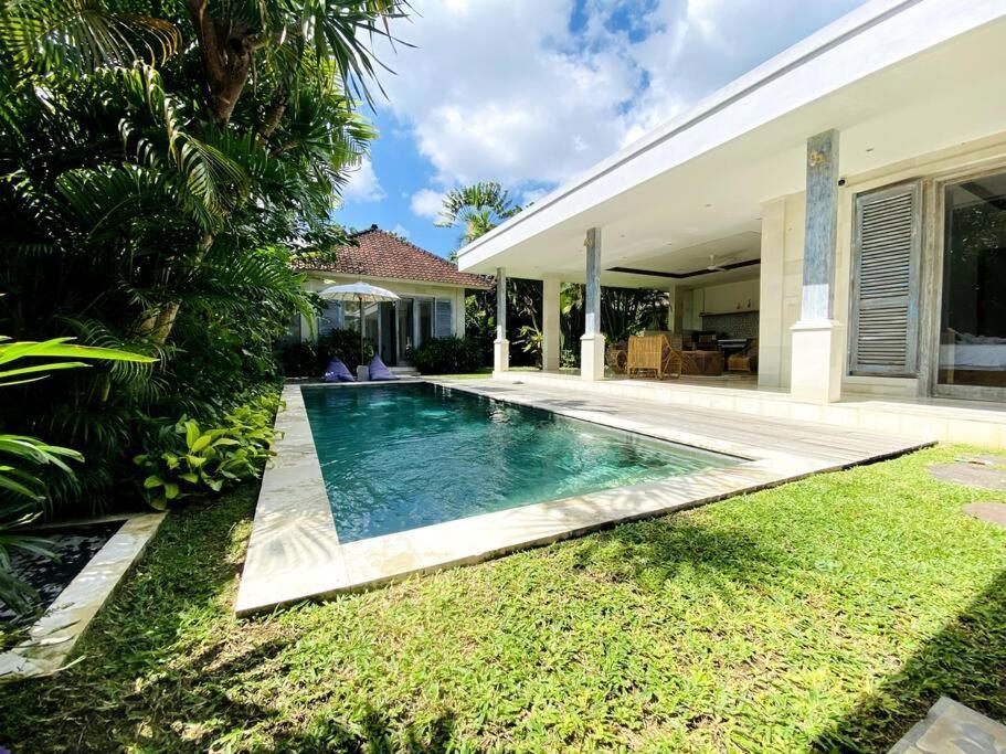Villa Biru - 500M Batubelig Beach Canggu  Luaran gambar